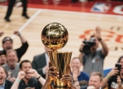 B体育体育入口-快船击败鹈鹕拉文砍下生涯新高得分燃烧赛场