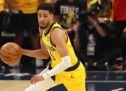 B体育体育app下载-包含步行者防线失误频频，影响球队连胜势头的词条