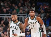 B体育体育网页版-雄鹿客场险胜开拓者，米德尔顿末节发威