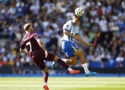 B体育体育新闻-狼队球员斗志昂扬，壮举击败对手