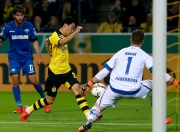 B体育体育app下载-博洛尼亚前锋破门得分，助球队逆转胜利的简单介绍