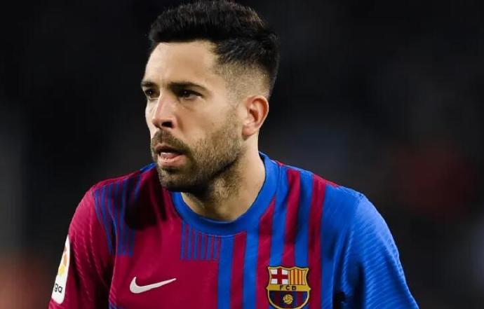 关于阿尔巴助攻尤文逼平,巴萨失意被逼无奈的信息 关于阿尔巴助攻尤文逼平,巴萨失意被逼无奈的信息