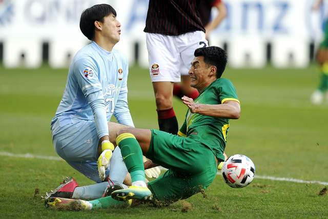 新西兰球队备战亚冠比赛,披荆斩棘 新西兰球队备战亚冠比赛,披荆斩棘