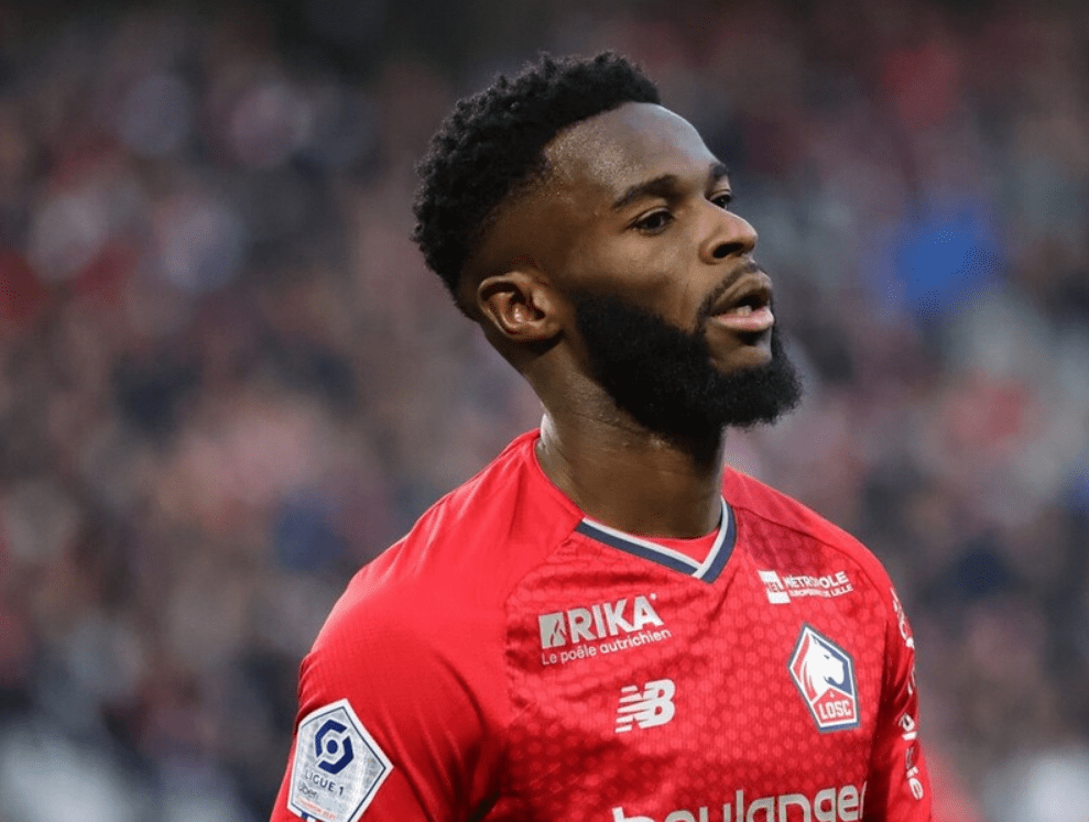 关于圣埃蒂安改变战术，为迎战做好准备的信息