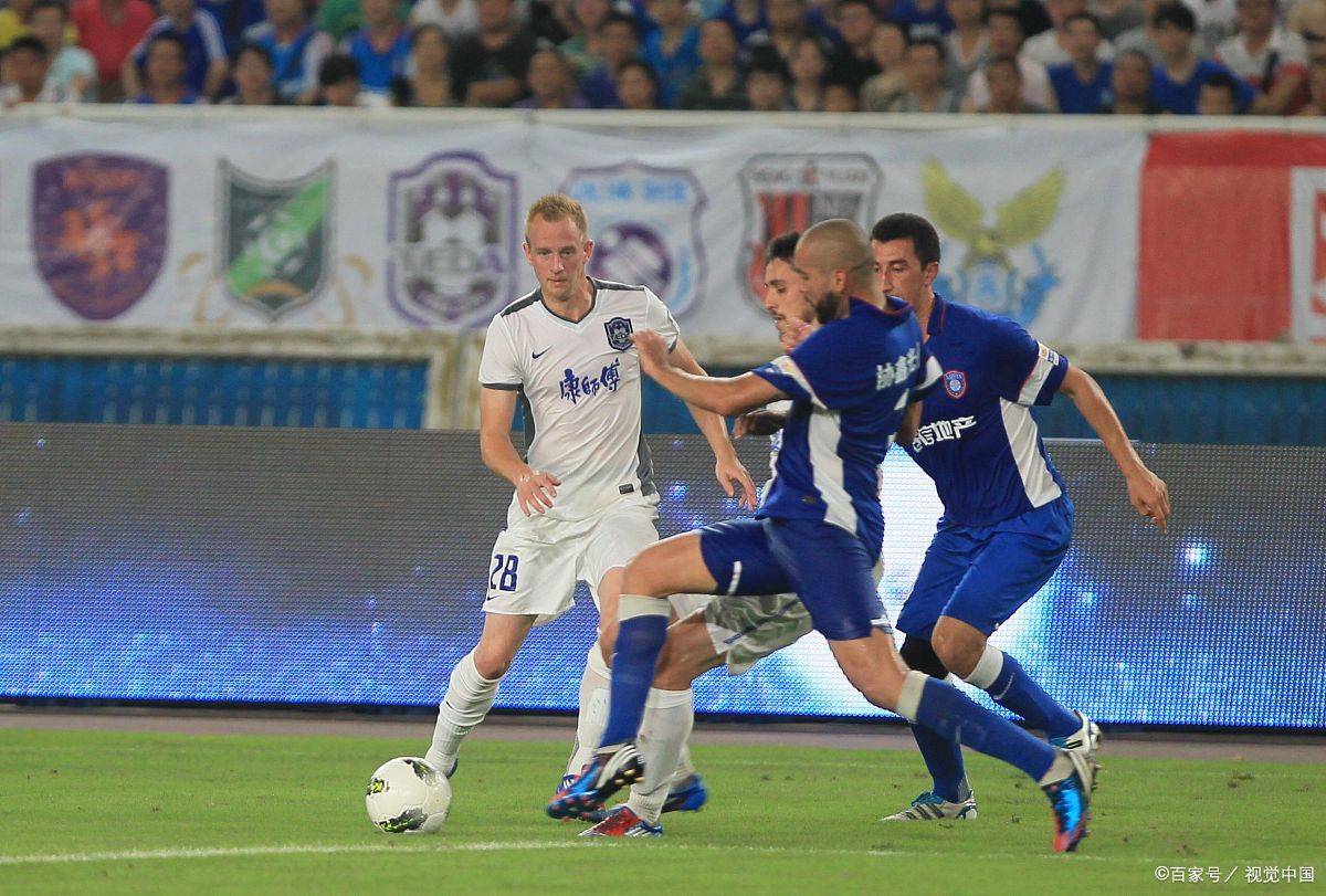 柏林赫塔客场备战下一个对手 柏林赫塔客场备战下一个对手