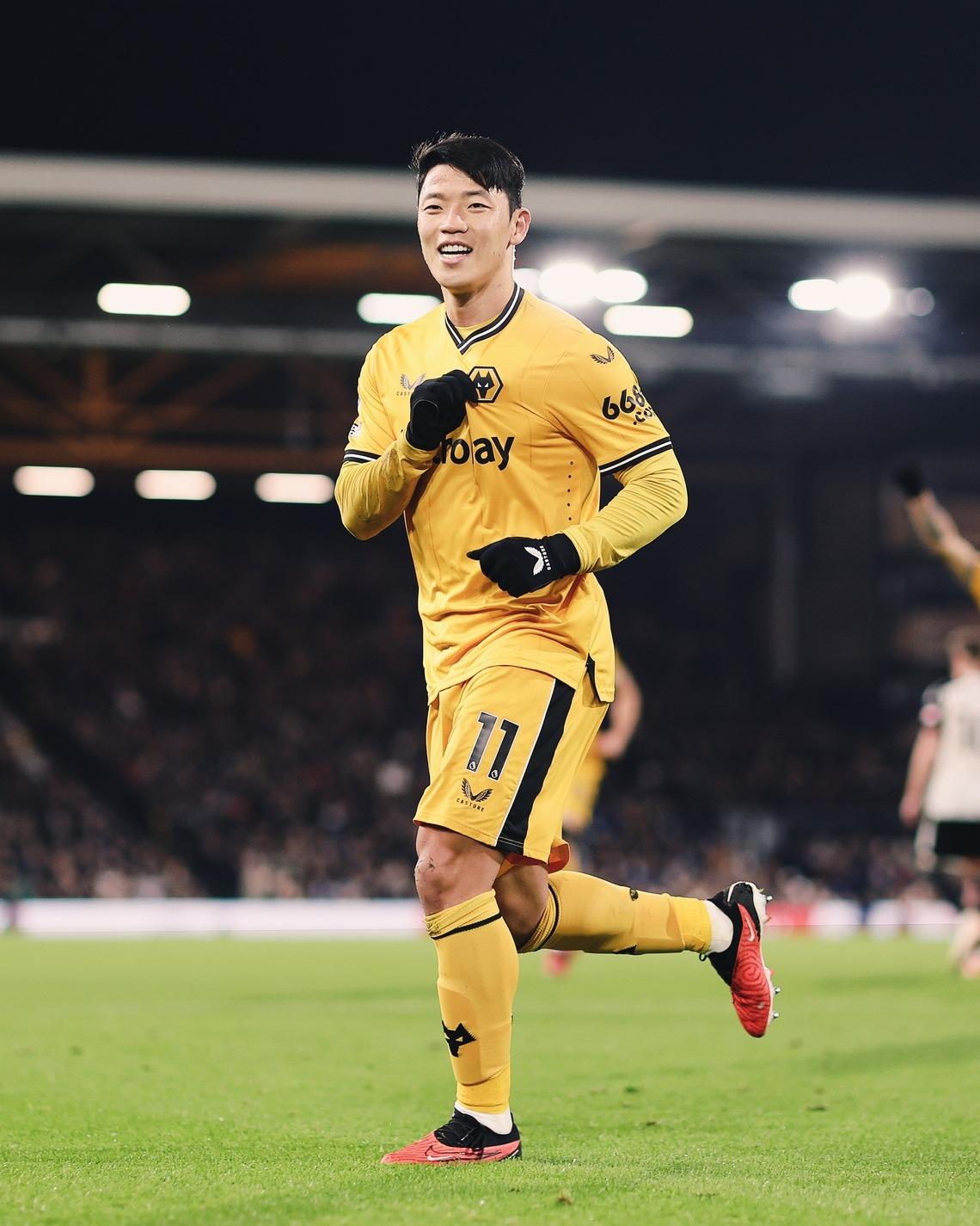 狼队主场战平伯恩利，难以取胜