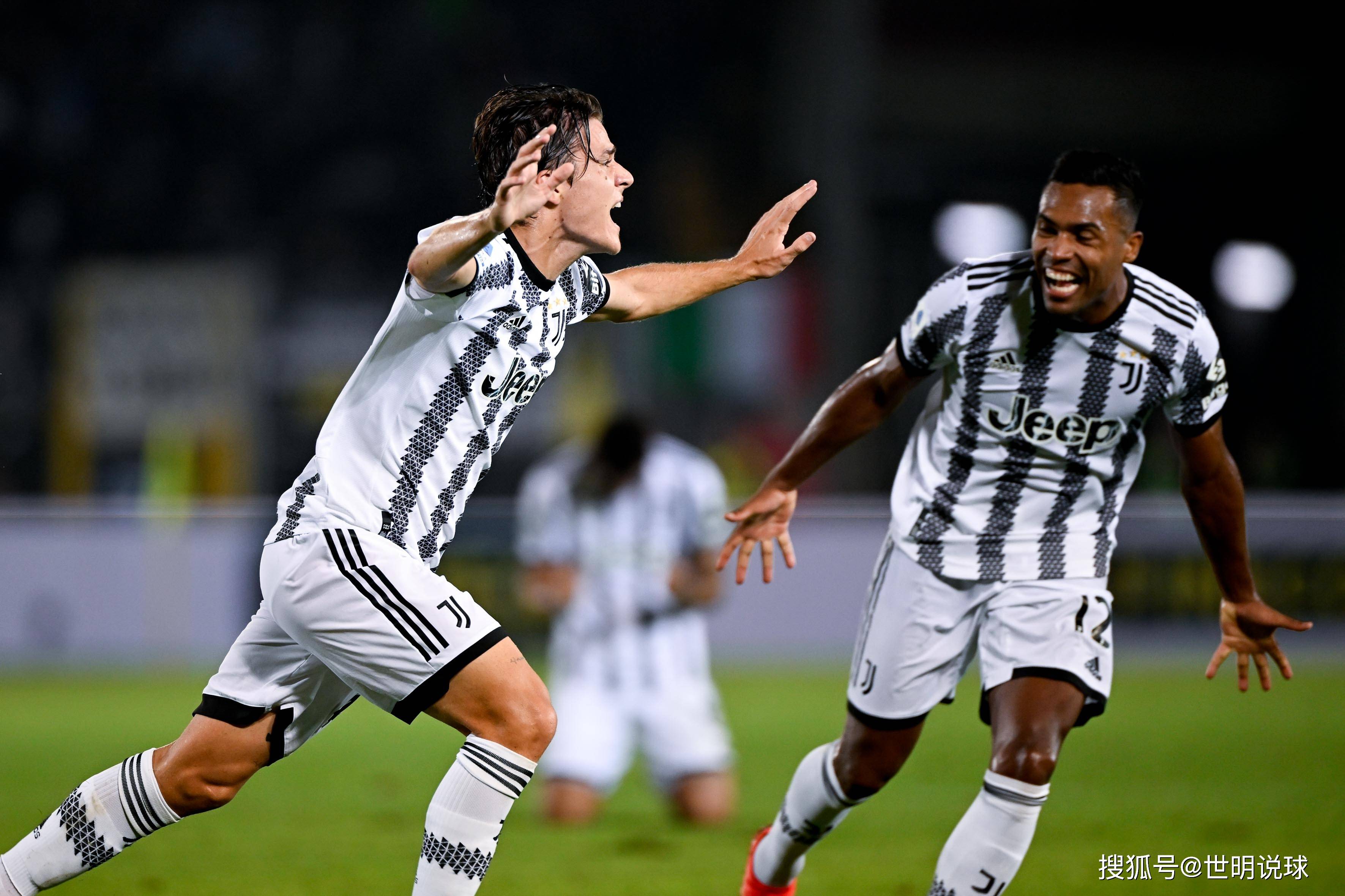 包含尤文图斯主场告捷，稳固联赛前四地位的词条